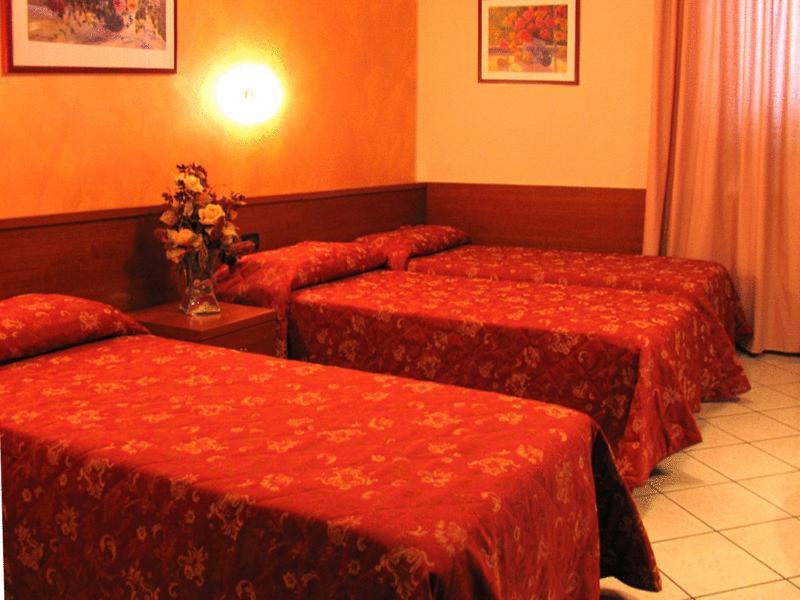 Hotel Stazione Livorno Zewnętrze zdjęcie
