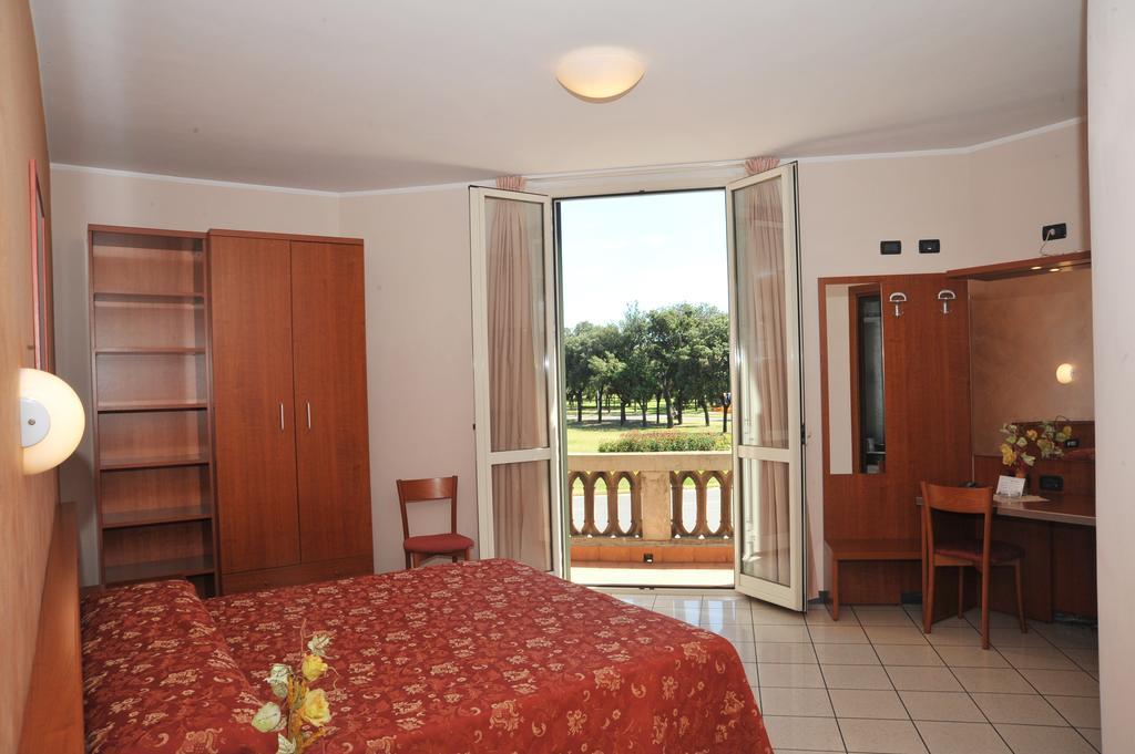 Hotel Stazione Livorno Zewnętrze zdjęcie