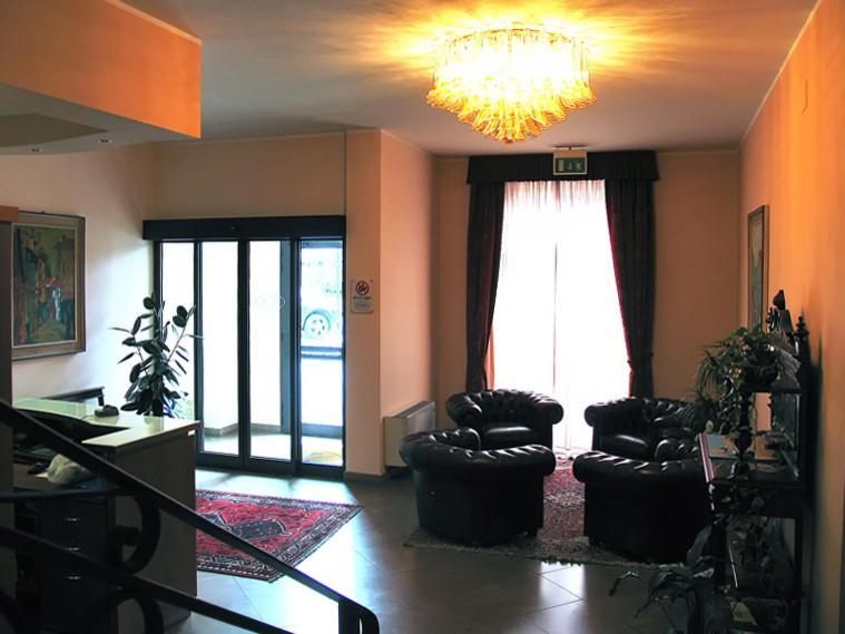 Hotel Stazione Livorno Zewnętrze zdjęcie